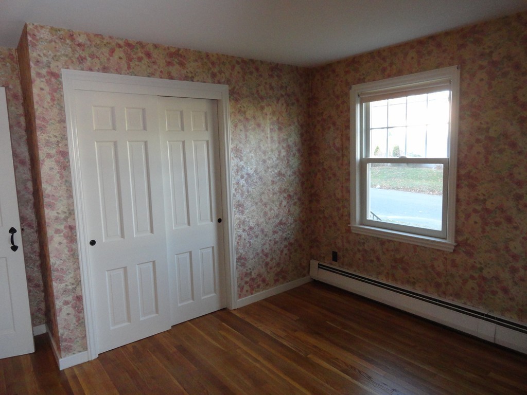 10 Country Club Road Stoneham, MA 02180 - Photo 5 of 11 Gallery Image 5