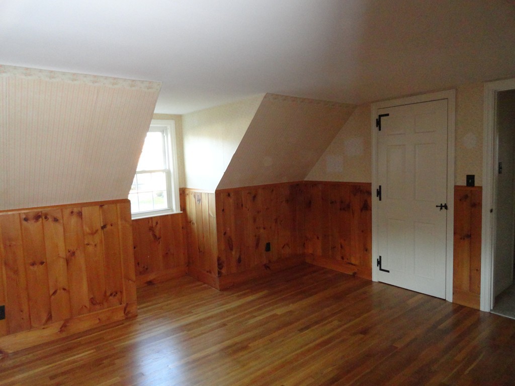 10 Country Club Road Stoneham, MA 02180 - Photo 6 of 11 Gallery Image 6