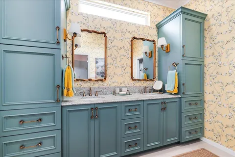 $1,225,000 | 58 Cottondale Road, The Hills, TX 78738