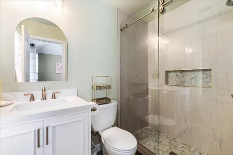 $1,225,000 | 58 Cottondale Road, The Hills, TX 78738