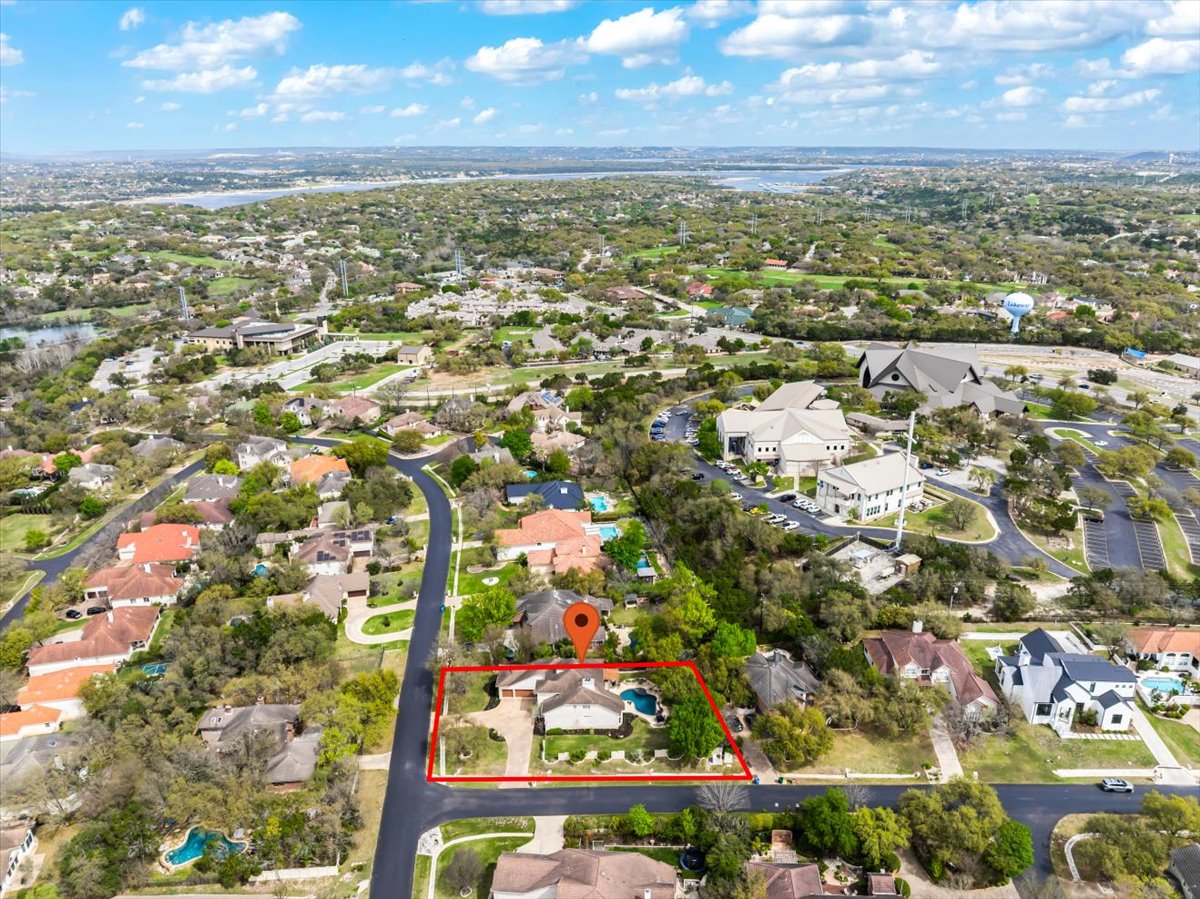58 Cottondale Road The Hills, TX 78738 - Photo 33 of 40 a view of city and ocean