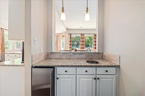 $1,225,000 | 58 Cottondale Road, The Hills, TX 78738