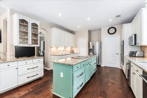$1,225,000 | 58 Cottondale Road, The Hills, TX 78738
