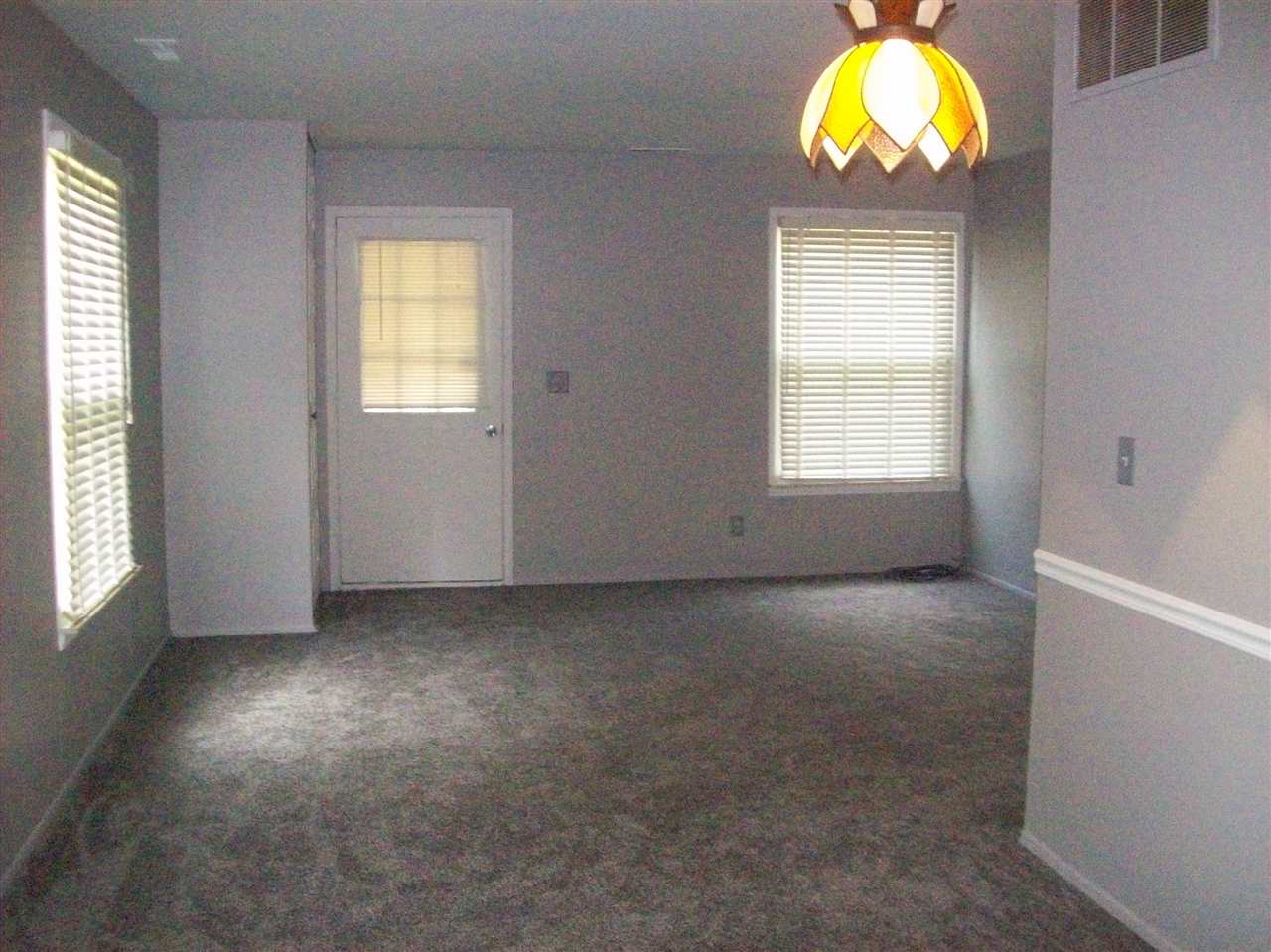1475 Hunters Ridge Court Davison, MI 48423 - Photo 12 of 14 50018469-11.JPG