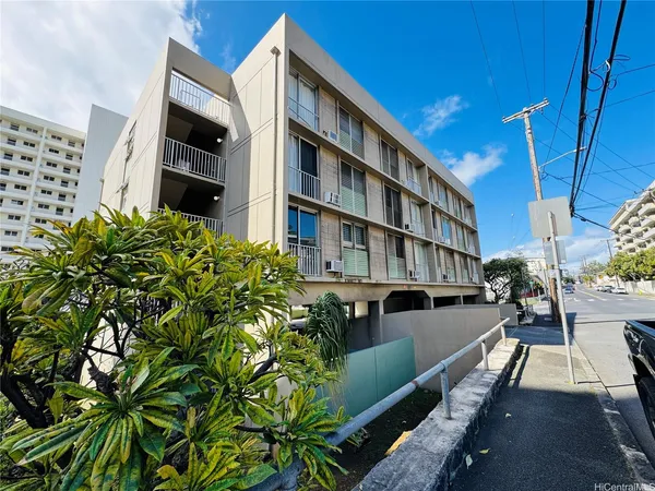 $1,800 | 901 Prospect Street, Unit 202, Honolulu, HI 96822