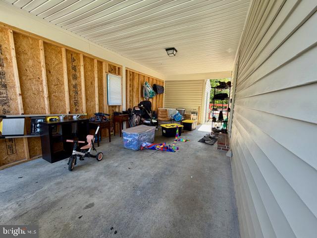 2817 Papermill Road Winchester, VA 22601 - Photo 23 of 26 Carport