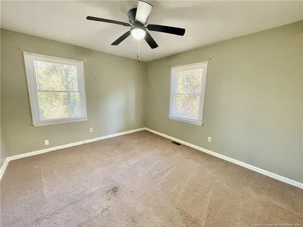 $1,800 | 452 Cloverhill Place, Fayetteville, NC 28311
