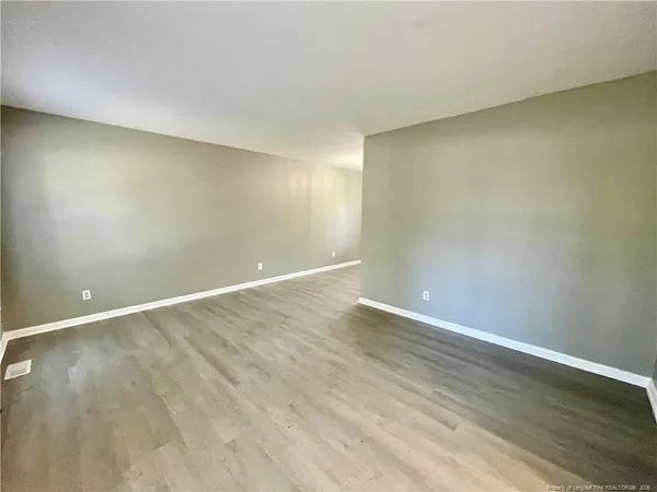 $1,800 | 452 Cloverhill Place, Fayetteville, NC 28311