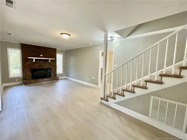 $1,800 | 452 Cloverhill Place, Fayetteville, NC 28311