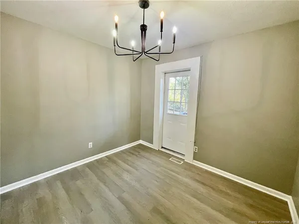 $1,800 | 452 Cloverhill Place, Fayetteville, NC 28311