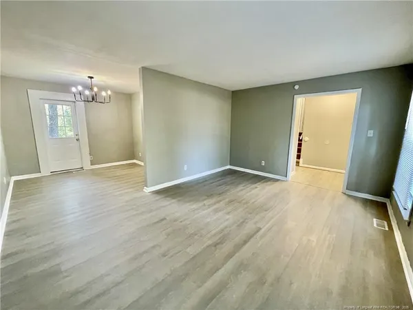 $1,800 | 452 Cloverhill Place, Fayetteville, NC 28311