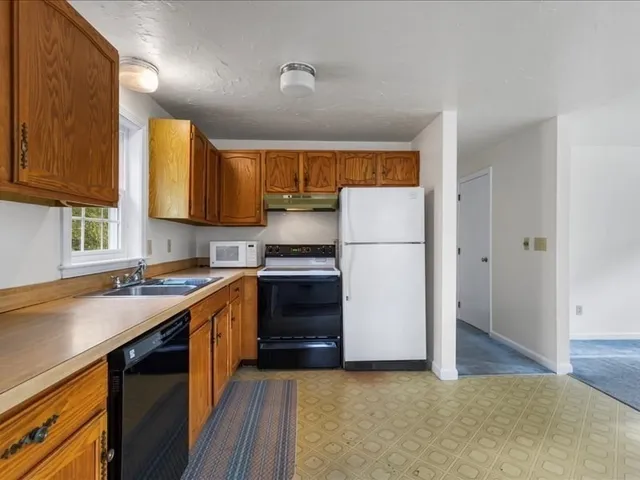 $569,000 | 32 Willington Avenue, Barnstable, MA 02648