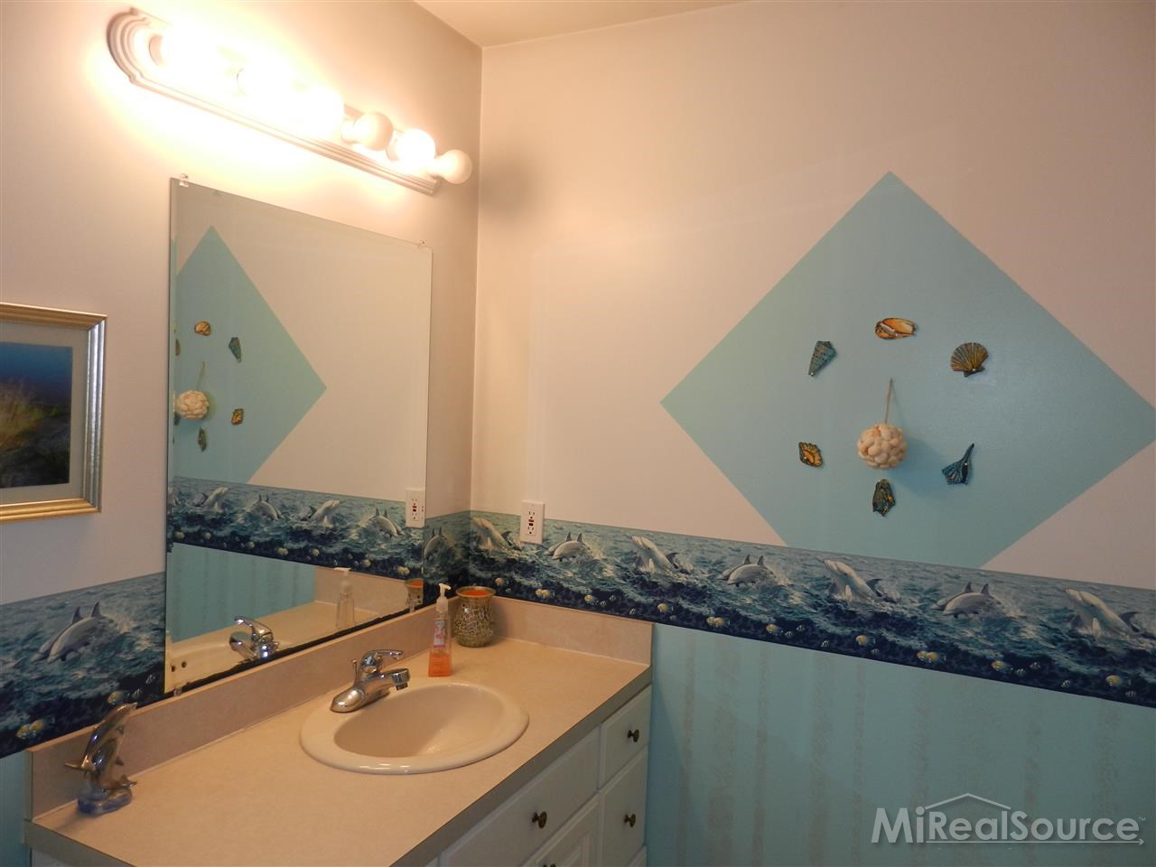 18350 Pratt Road Armada, MI 48005 - Photo 20 of 30 31182640-19.JPG