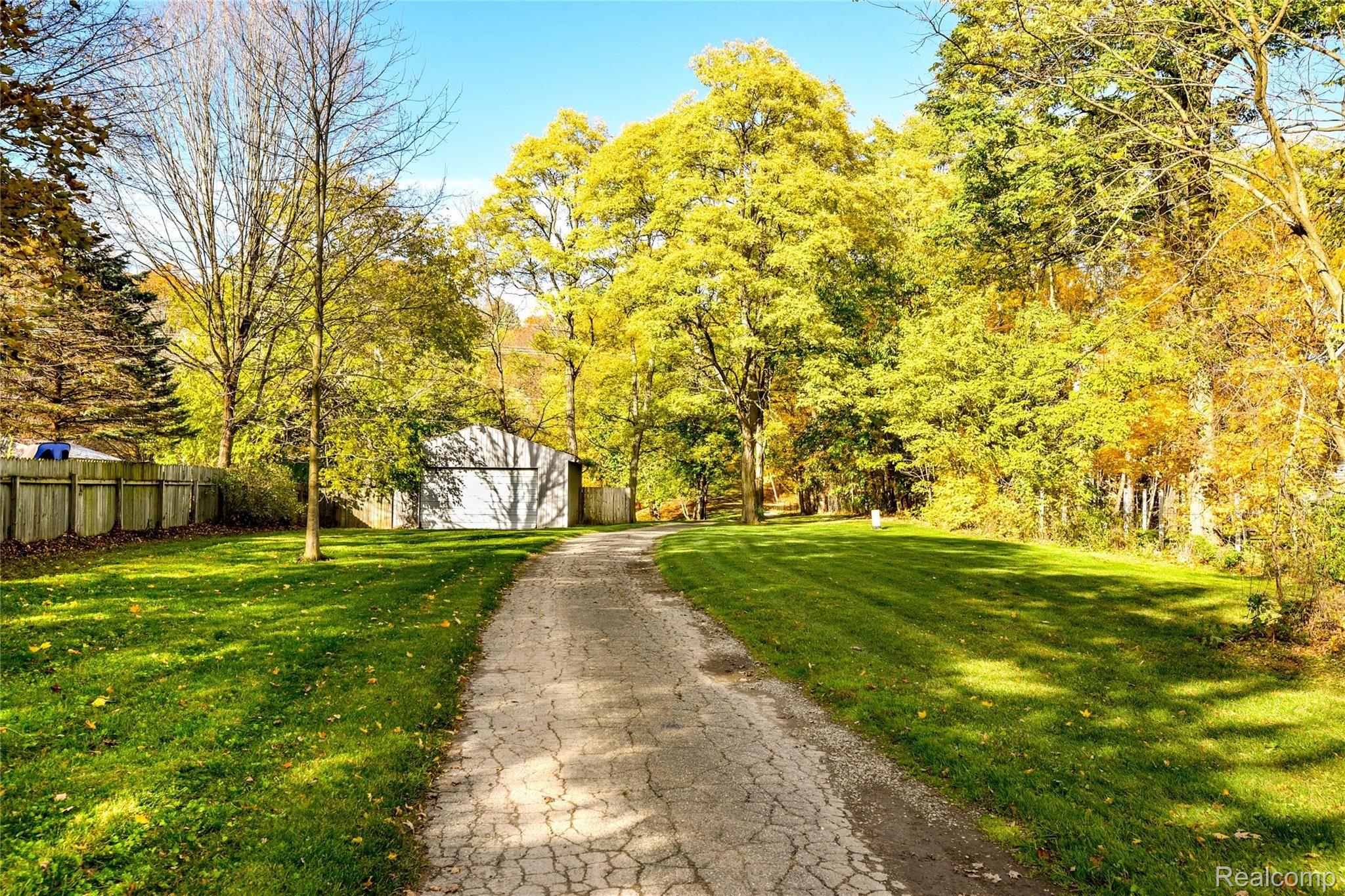 8328 Foster Road Clarkston, MI 48346 - Photo 58 of 60 8328 Foster Road by W Brooks Autumn (28).jpg
