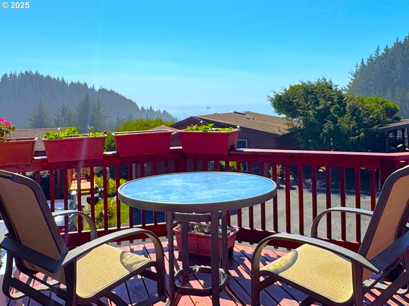 19921 Whaleshead Road, Unit I 2 Brookings, OR 97415 - Photo 9 of 48 View