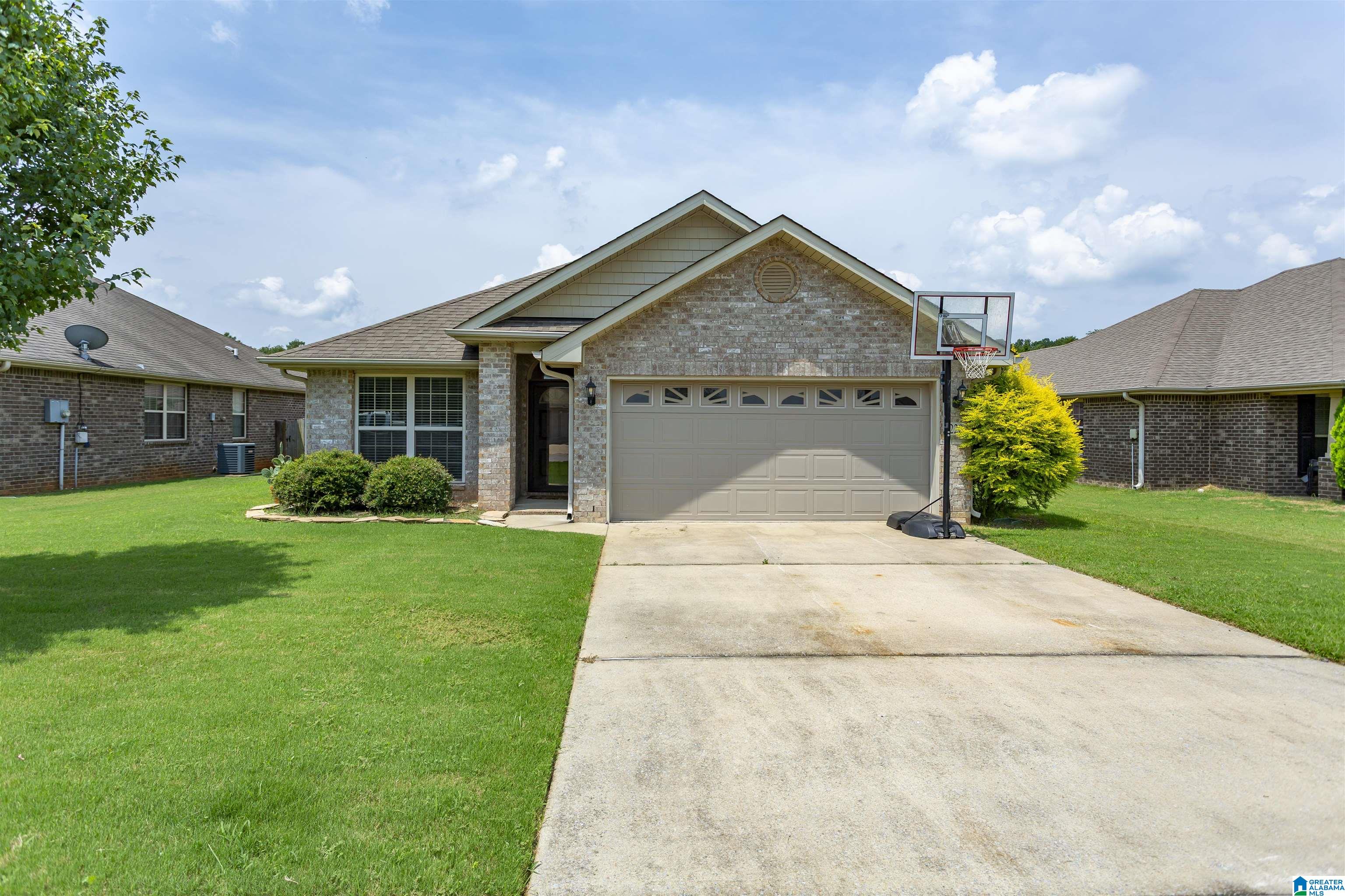 220 Makena Way Alabaster, AL 35007 - Photo 1 of 44