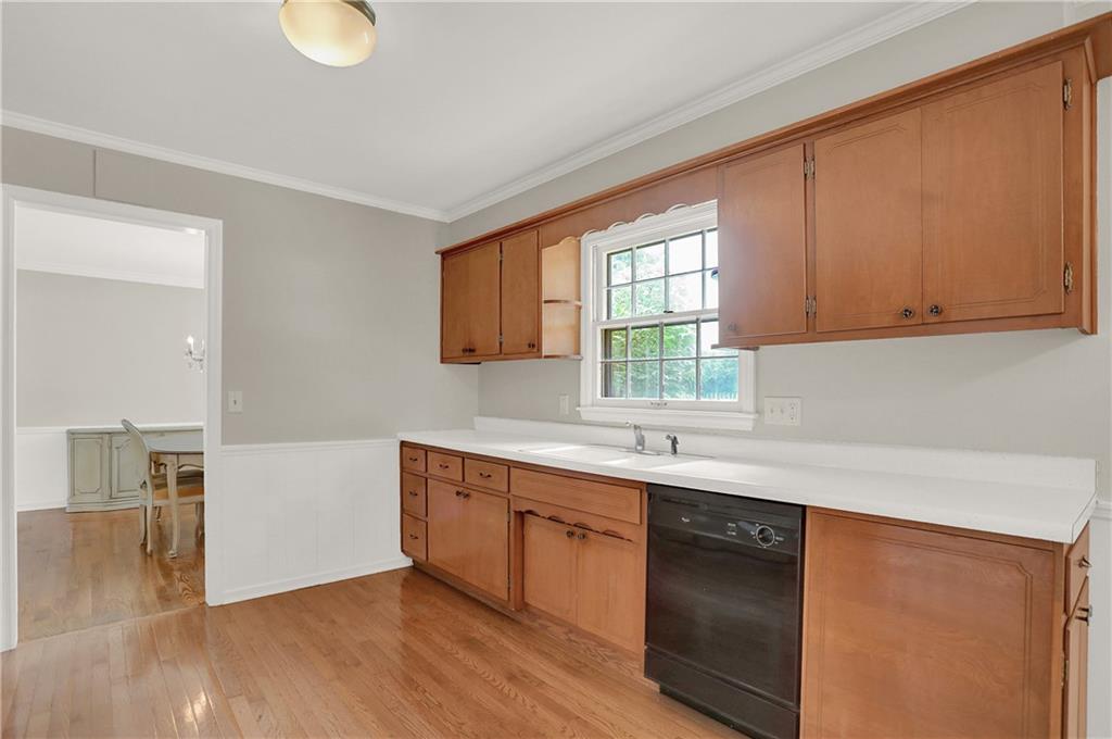 6421 Welham Road Indianapolis, IN 46220 - Photo 16 of 60 Gallery Image 16