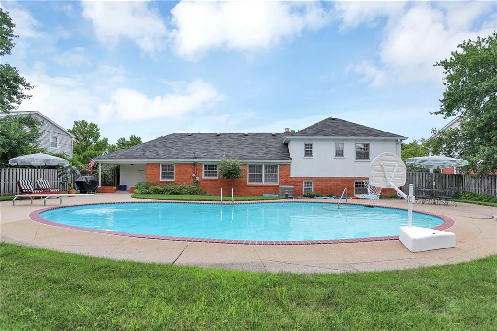 6421 Welham Road Indianapolis, IN 46220 - Photo 49 of 60 Gallery Image 49