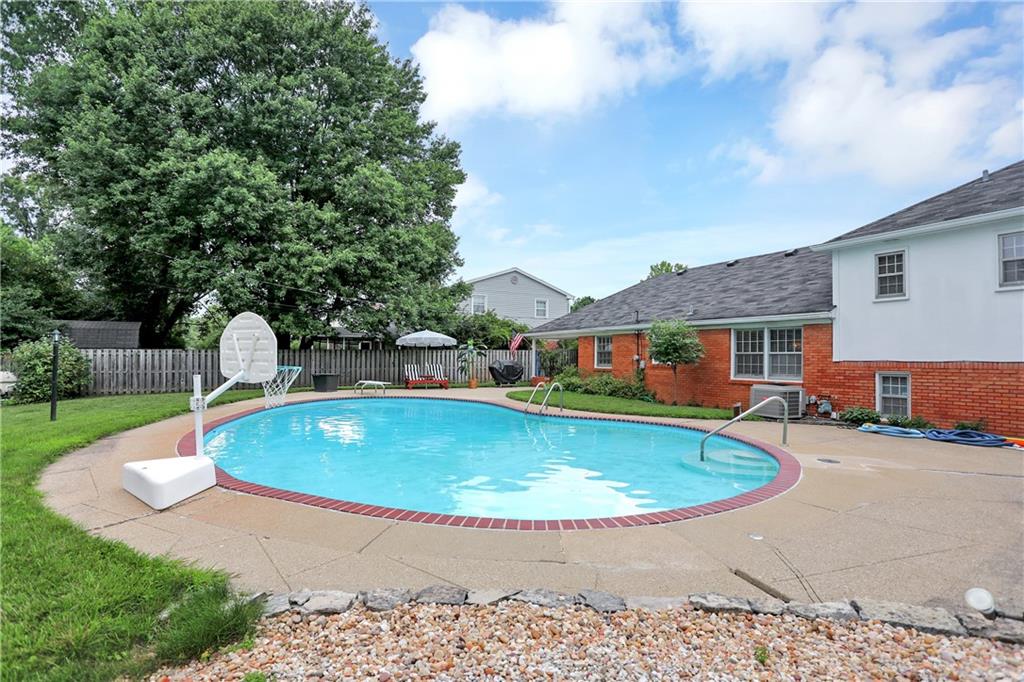 6421 Welham Road Indianapolis, IN 46220 - Photo 51 of 60 Gallery Image 51
