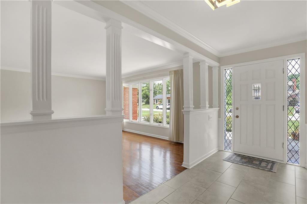 6421 Welham Road Indianapolis, IN 46220 - Photo 6 of 60 Gallery Image 6