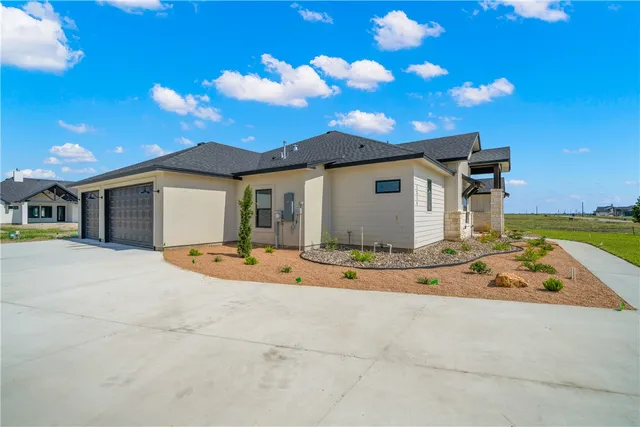 $739,000 | 1518 Mariposa Ranch Drive, Corpus Christi, TX 78415