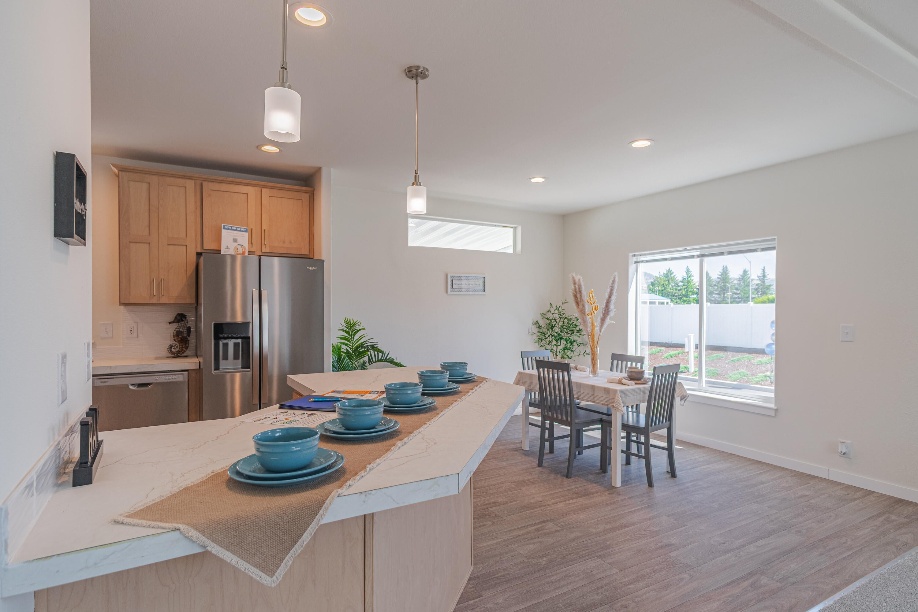 300 Luman Road, Unit 206 Phoenix, OR 97535 - Photo 5 of 40 OR206-5