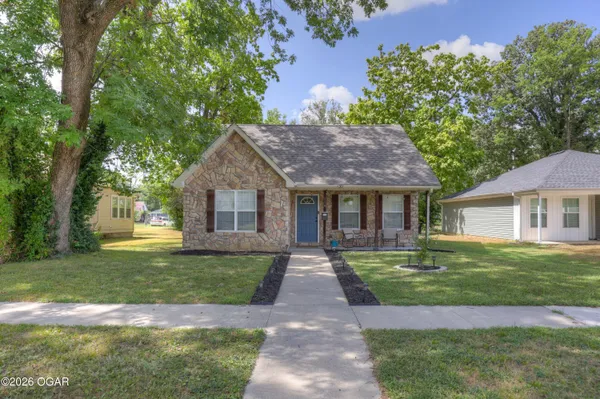 $225,000 | 114 South Ball Street, Webb City, MO 64870