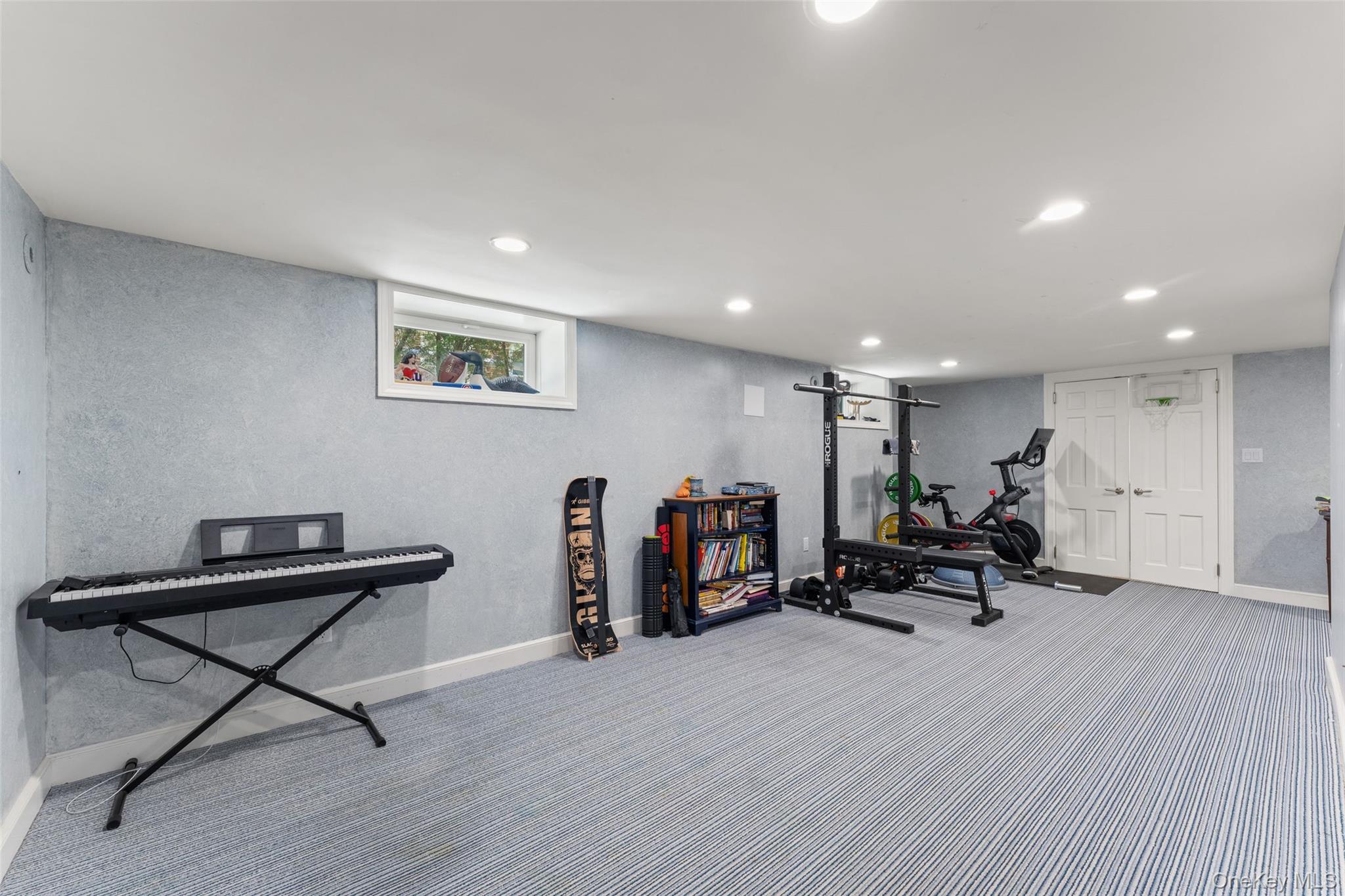 44 Sprague Road Scarsdale, NY 10583 - Photo 23 of 36 Huge versatile finished basement