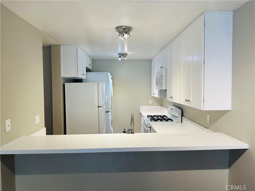 20 Tangelo, Unit 286 Irvine, CA 92618 - Photo 4 of 22