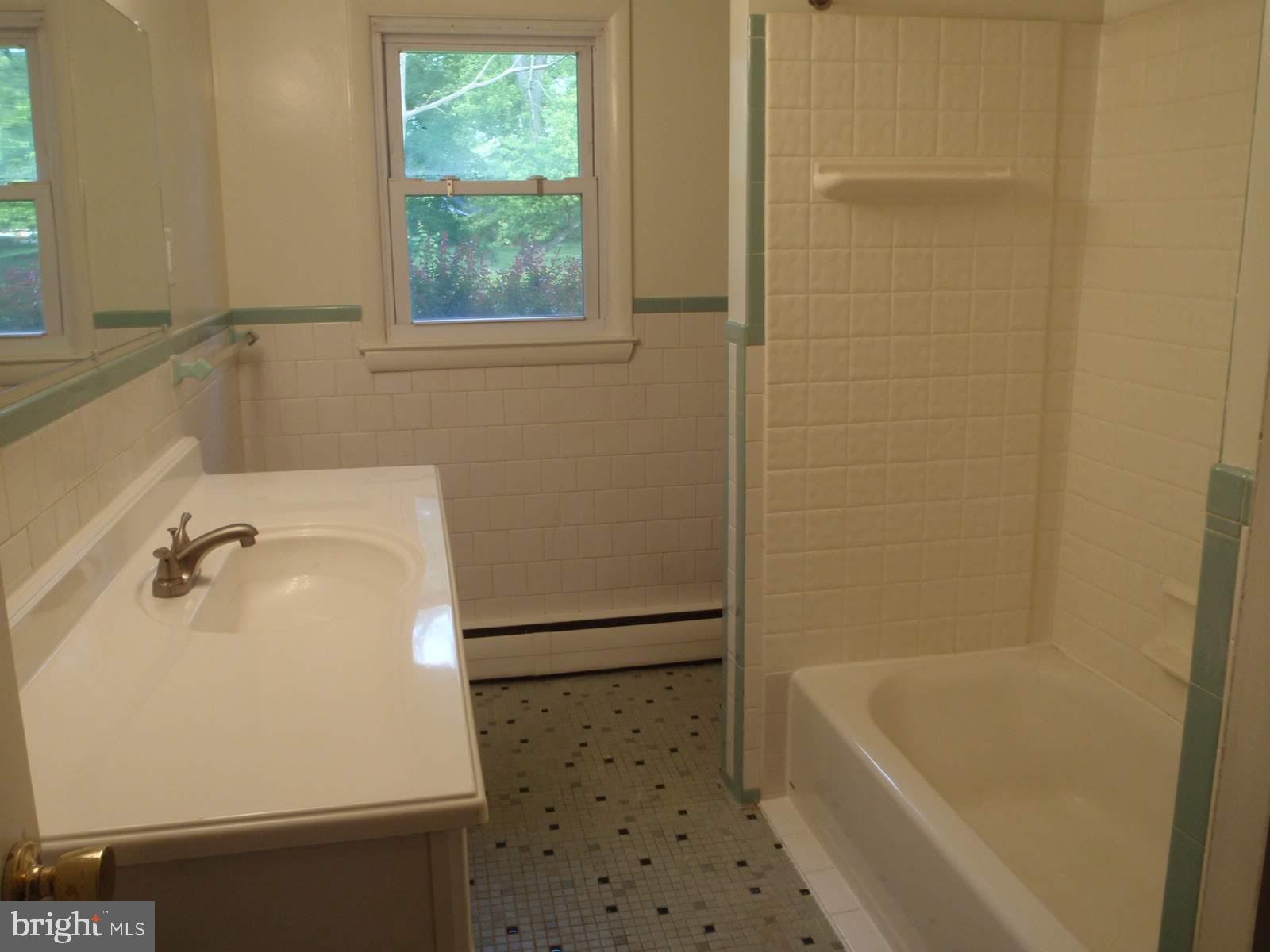 760 Gist Road Westminster, MD 21157 - Photo 15 of 28 Full bath