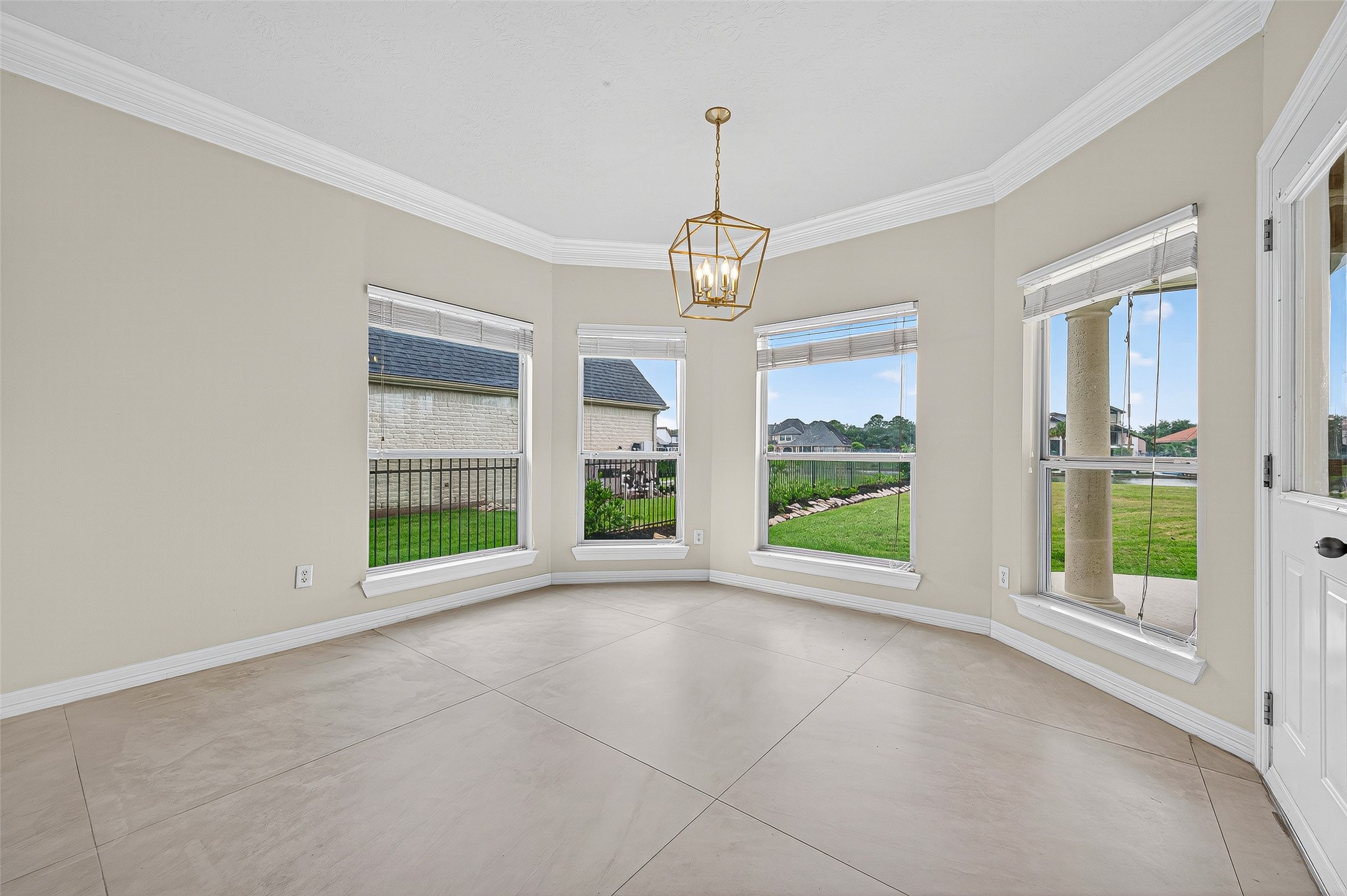 1902 Sparrows Ridge Katy, TX 77450 - Photo 12 of 48 a view of an empty room with windows