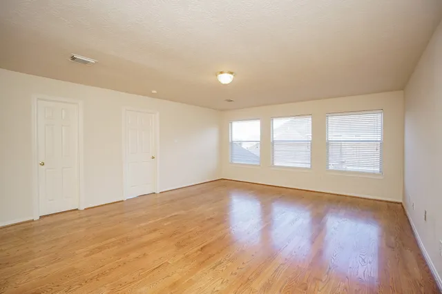 $5,700 | 1902 Sparrows Ridge, Katy, TX 77450