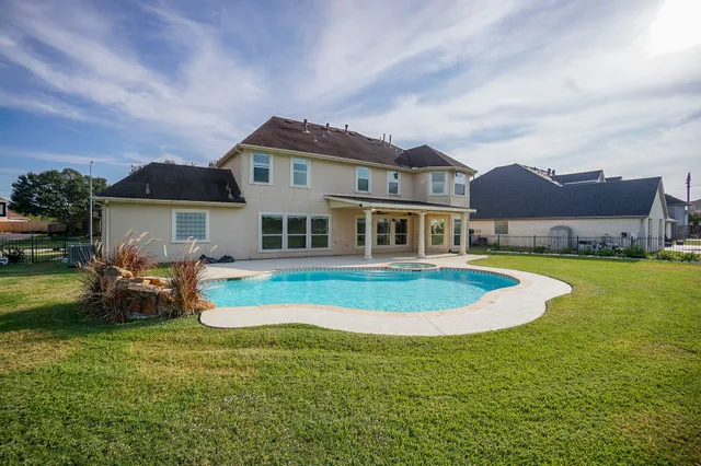 $5,700 | 1902 Sparrows Ridge, Katy, TX 77450