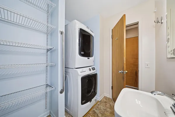 $274,900 | 3914 Harwich Lane, Jackson, MI 49201