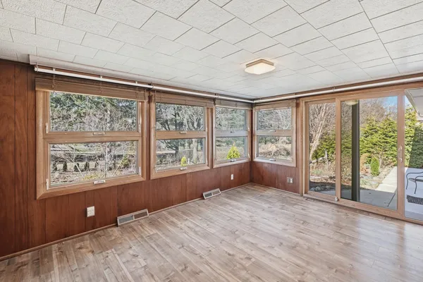 $274,900 | 3914 Harwich Lane, Jackson, MI 49201