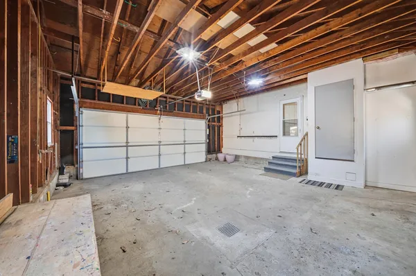 $274,900 | 3914 Harwich Lane, Jackson, MI 49201