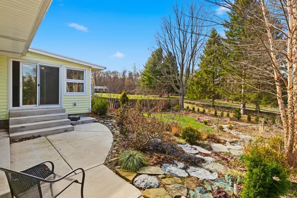 $274,900 | 3914 Harwich Lane, Jackson, MI 49201