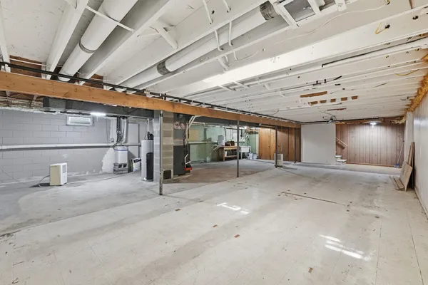 $274,900 | 3914 Harwich Lane, Jackson, MI 49201