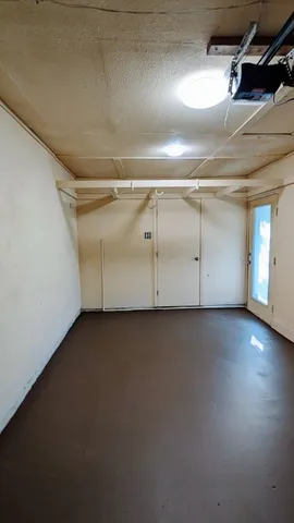 a view of a room with an empty space