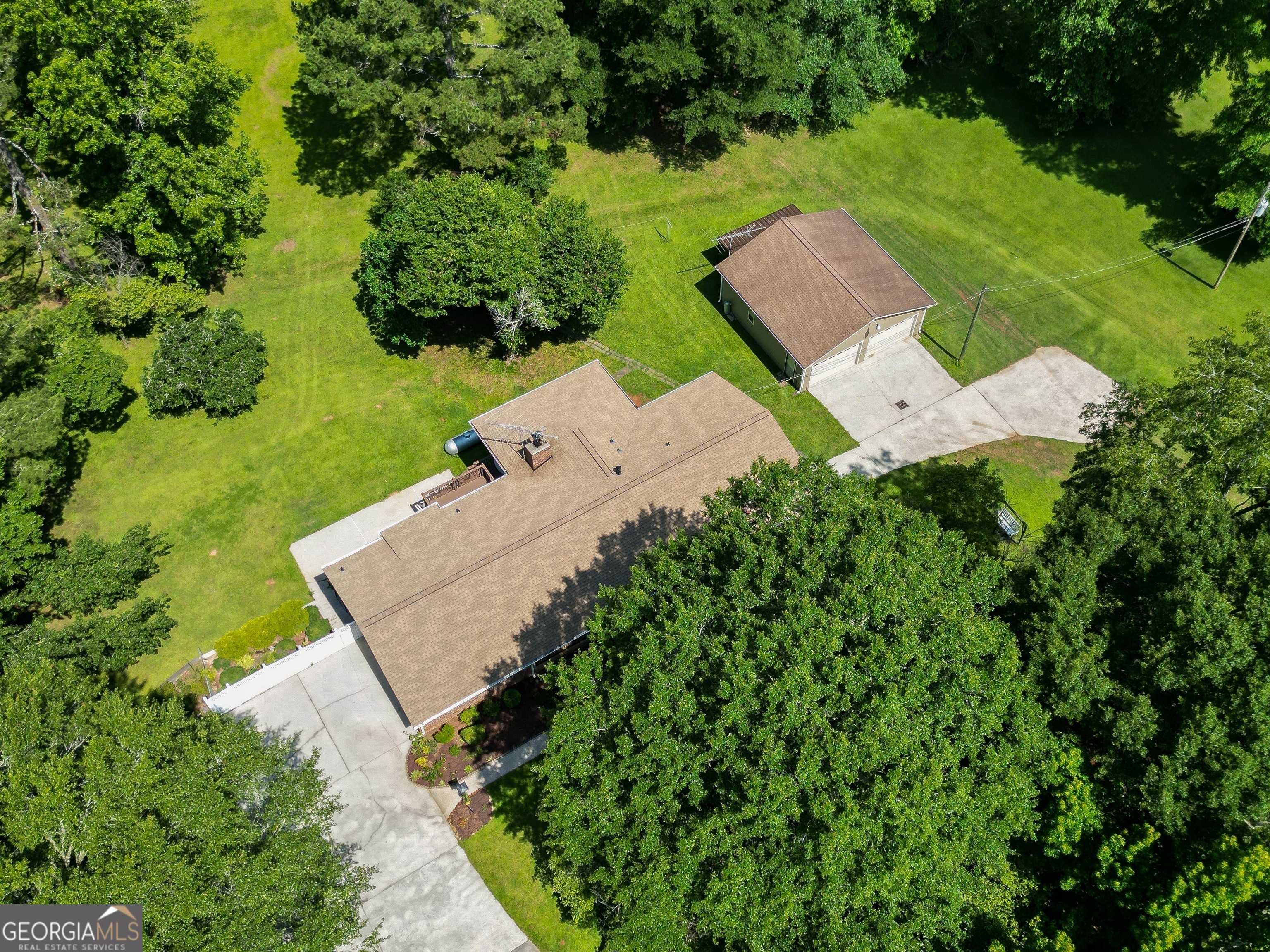 183 Inman Road Fayetteville, GA 30215 - Photo 5 of 82