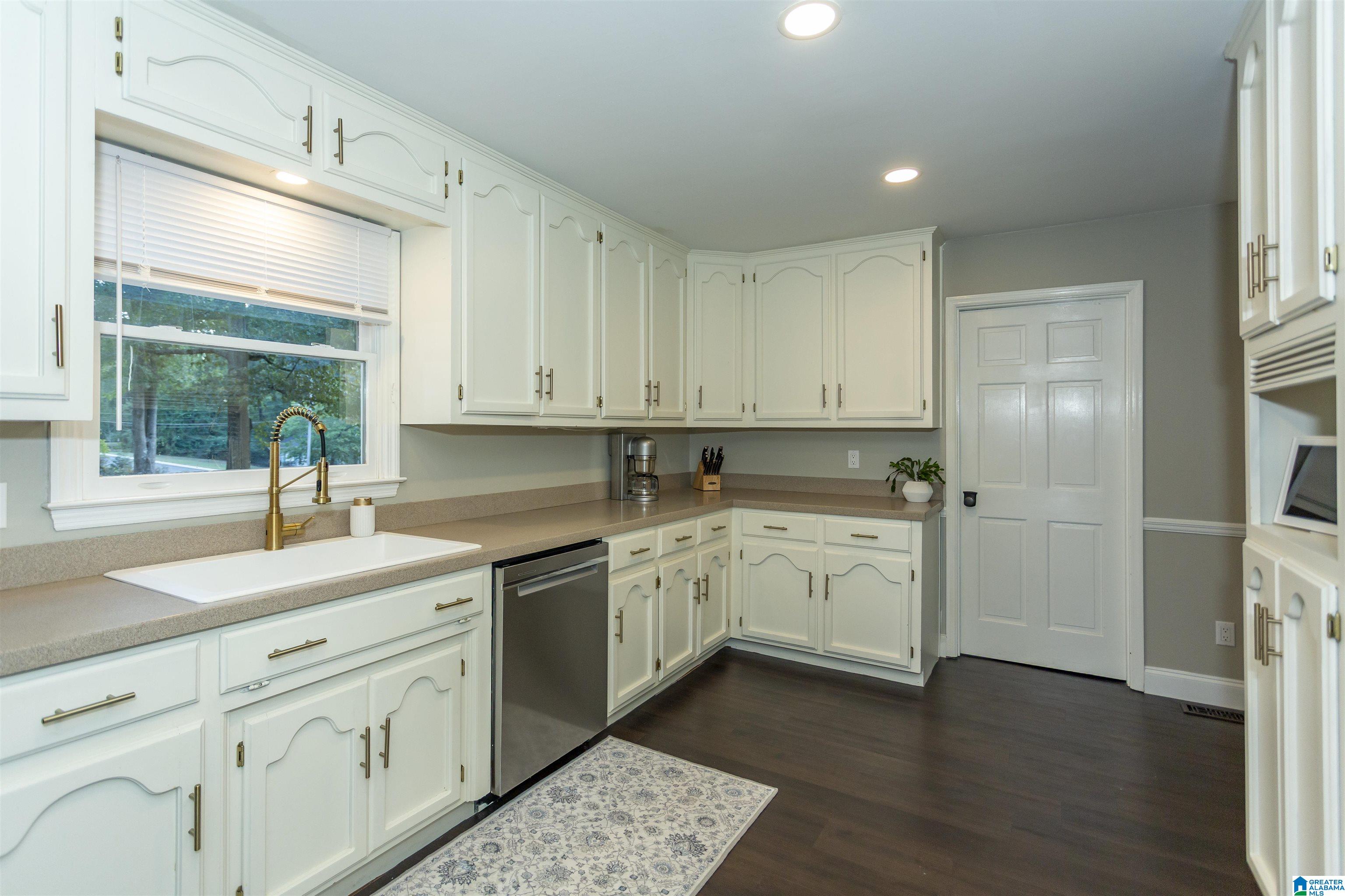 8317 Edinburgh Drive Morris, AL 35116 - Photo 6 of 31