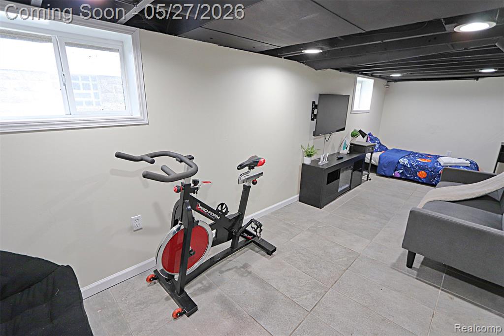 1149 Cambridge Road Berkley, MI 48072 - Photo 26 of 52