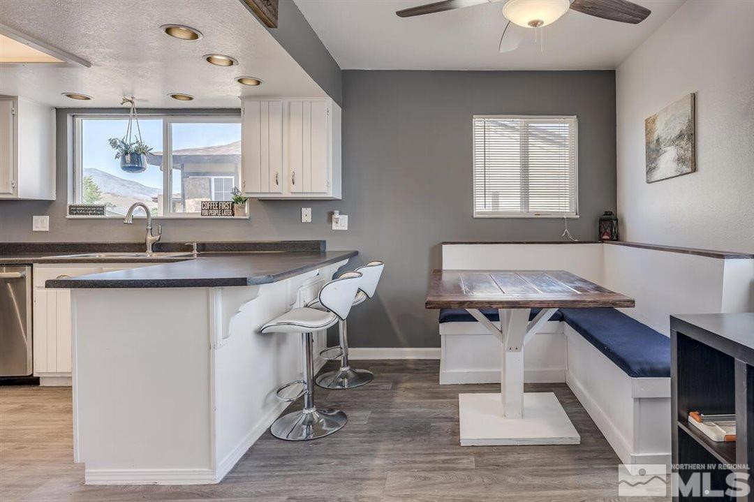 7660 Halifax Drive Reno, NV 89506 - Photo 9 of 33 Photo 9
