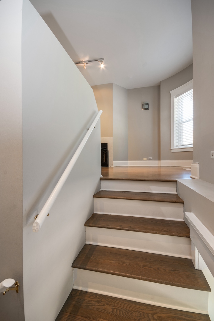 3250 South Prairie Avenue, Unit 1N Chicago, IL 60616 - Photo 11 of 16