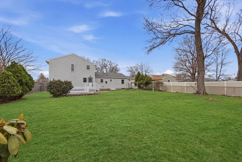 70 Warwick Road Chicopee, MA 01020 - Photo 30 of 36 Gallery Image 30