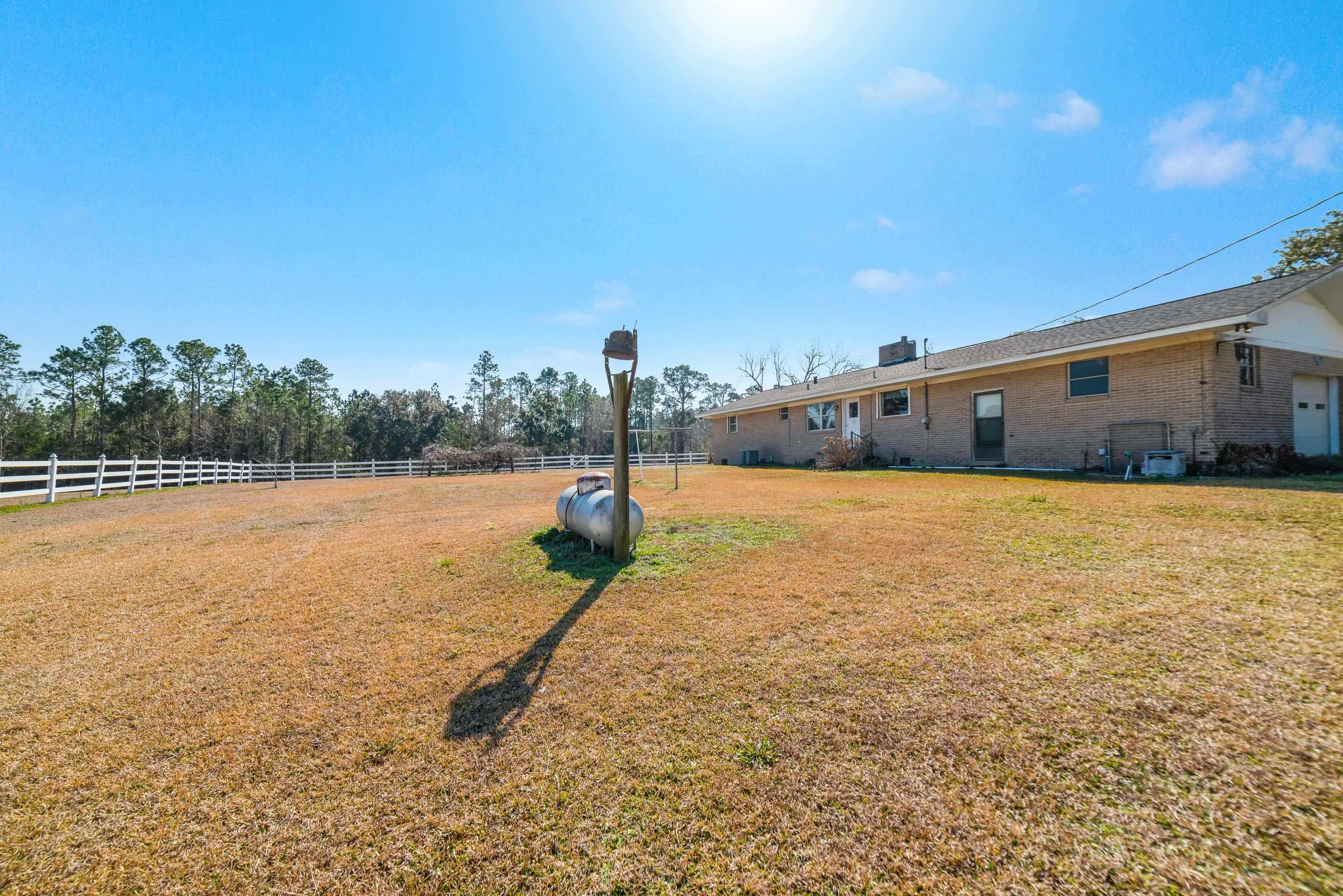 11194 County Road 83 Elberta, AL 36530 - Photo 32 of 36