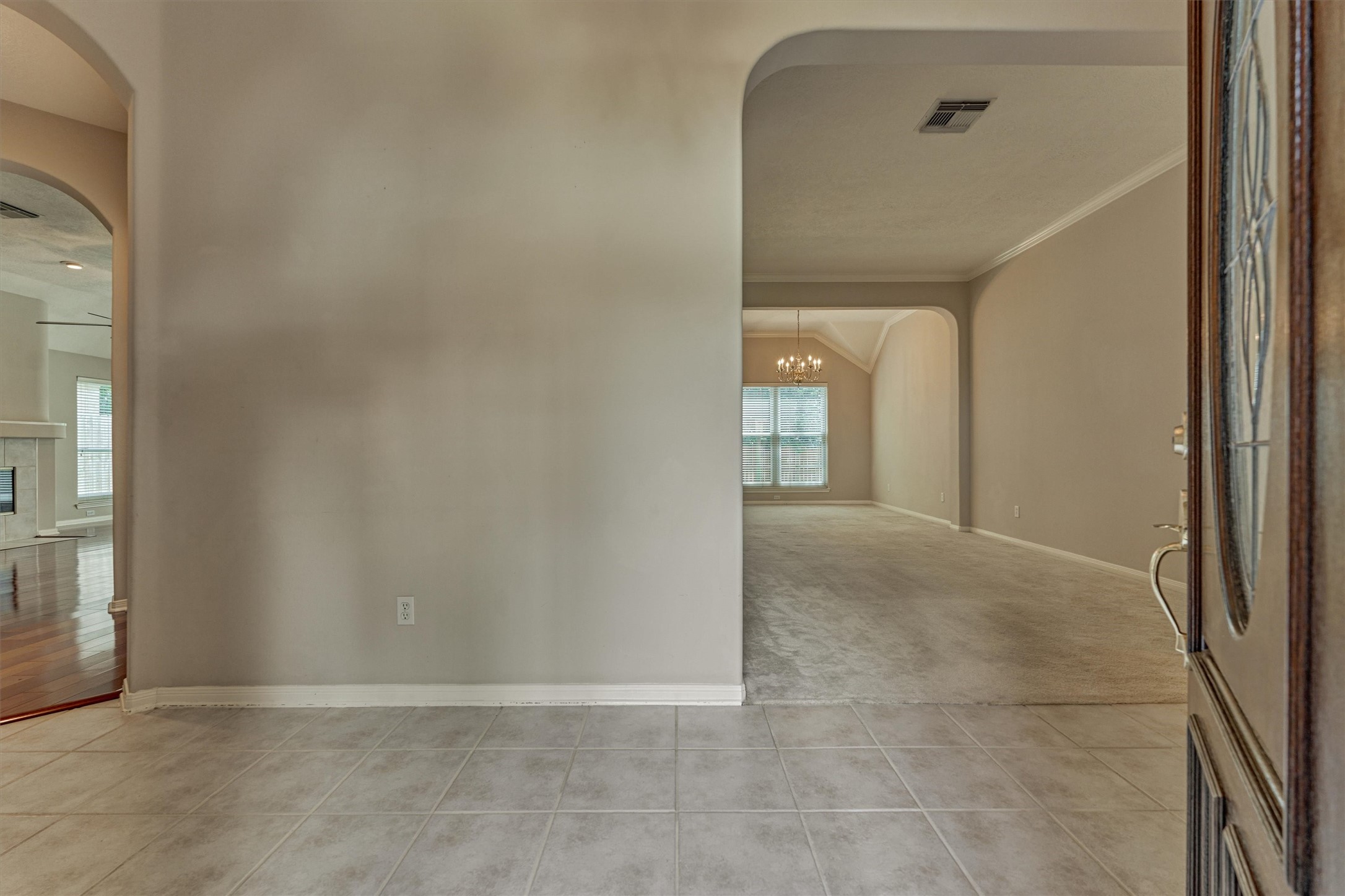 930 Arbor Pine Tomball, TX 77375 - Photo 9 of 45 a view of livingroom
