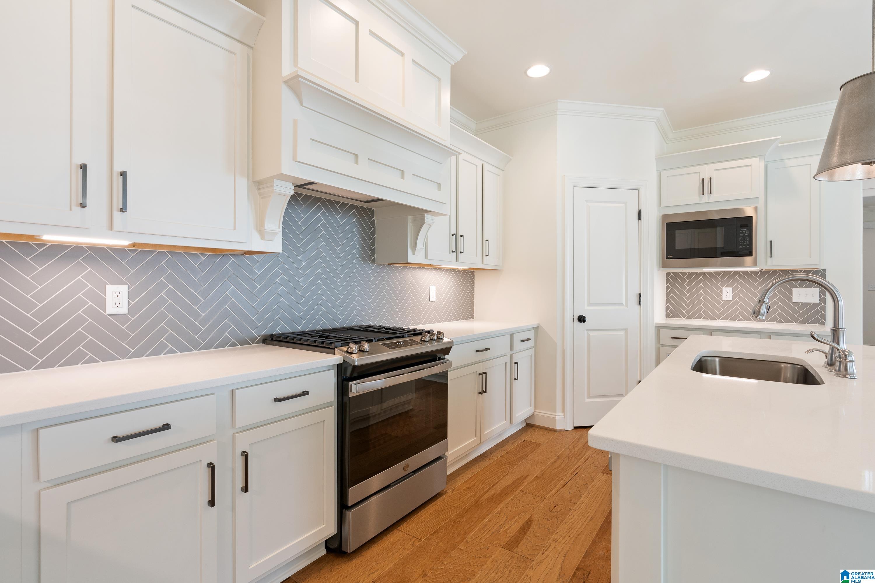 306 Kinross Circle Pelham, AL 35124 - Photo 20 of 49
