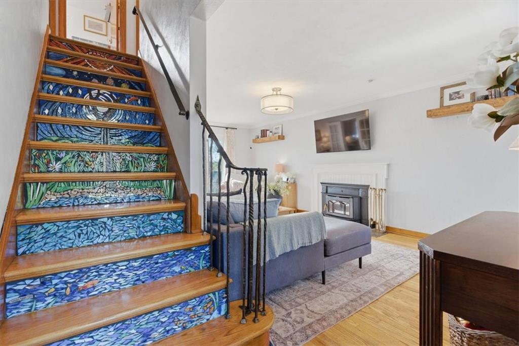425 Edgewood Road Pittsburgh, PA 15221 - Photo 6 of 33 Gallery Image 6