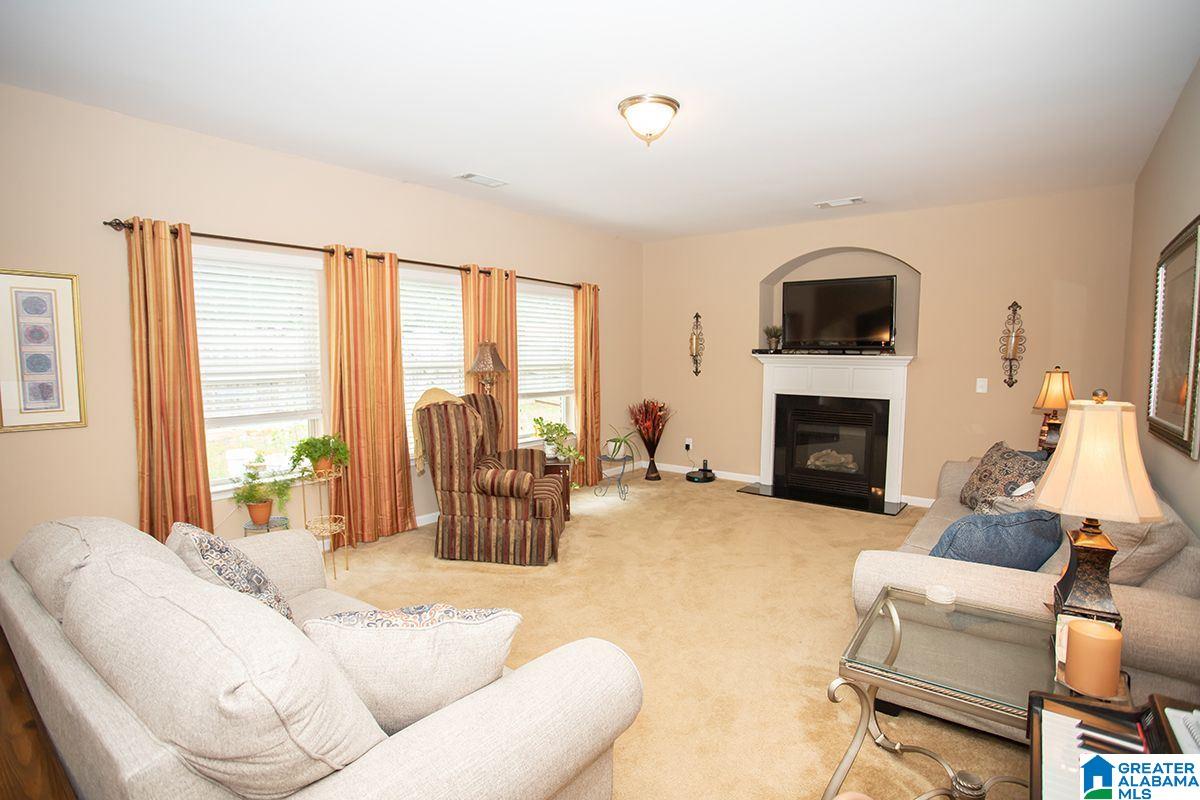 210 Creekside Court Pelham, AL 35124 - Photo 7 of 32